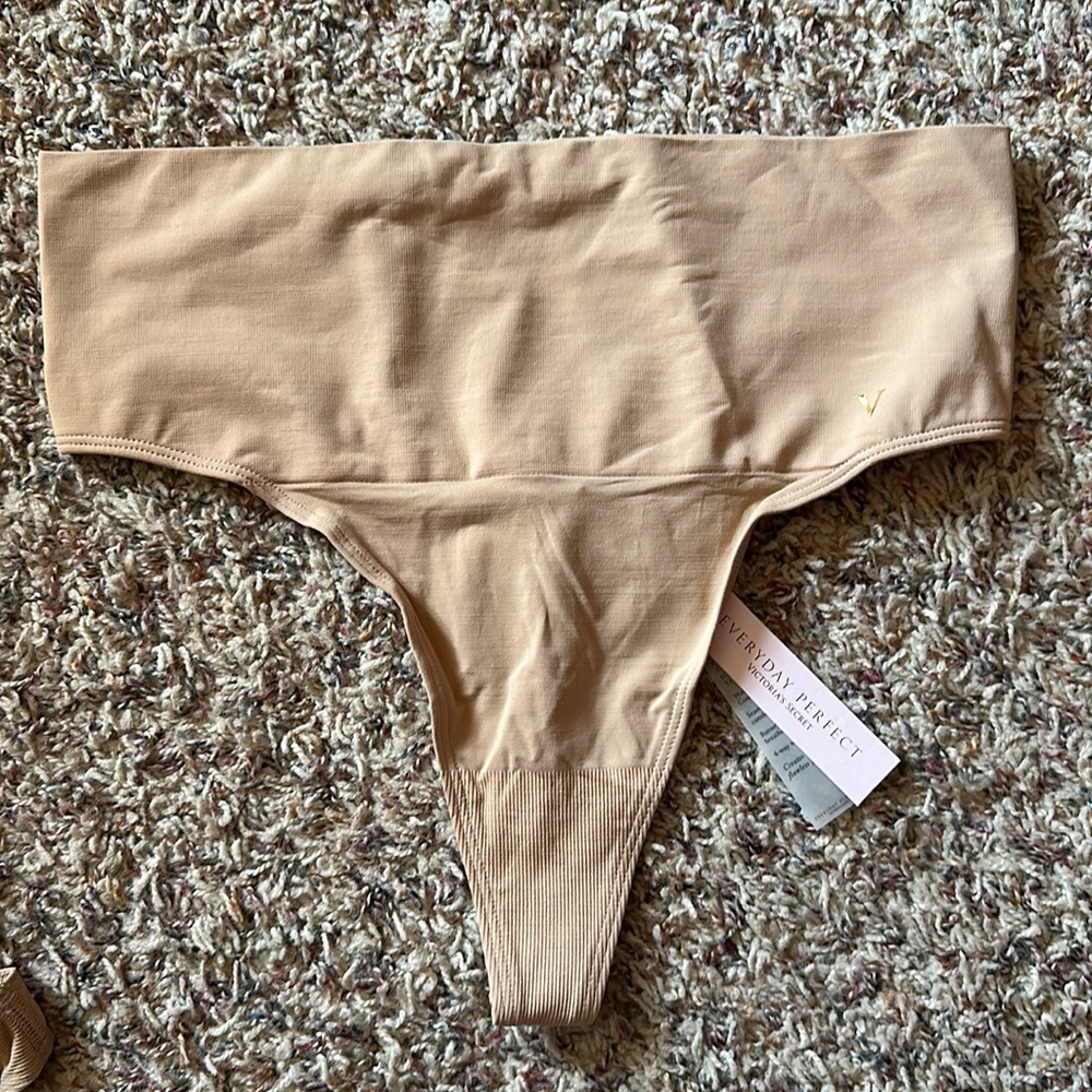 Victorias Secret Everyday Perfect Smoothing High Waist Thong